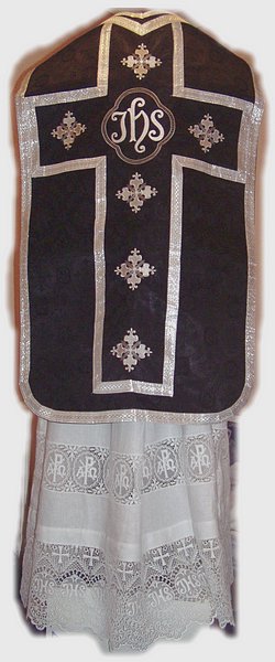 ALB Pure Linen with Double Lace